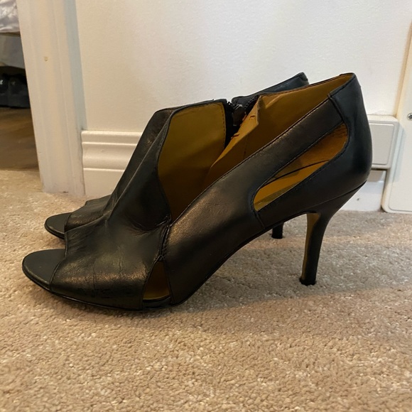 Nine West black booties - Picture 9 of 11